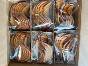 Фисташки: Ресторанные гренки с красной икрой