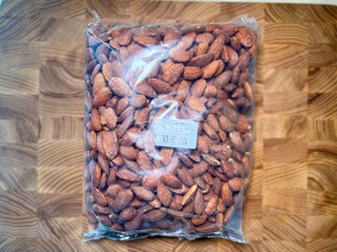 Снеки к пиву: Миндаль ж/с со вкусом 