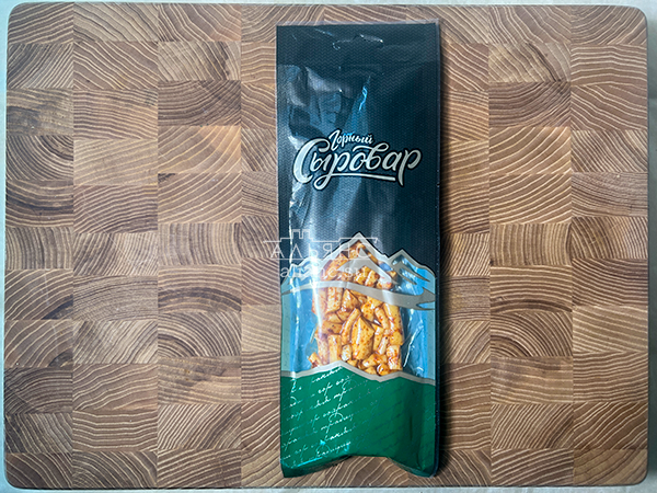 Сыр 60 гр ГОРНЫЙ СЫРОВАР (Бочонок копчёный с аджикой) во Фрязино